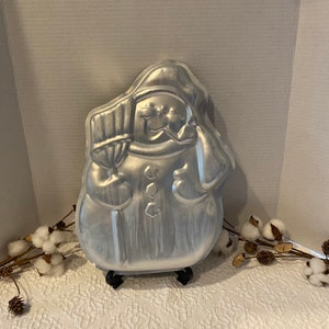 Vintage Wilton Snowman with Broom Cake Pan 1980  502-1646