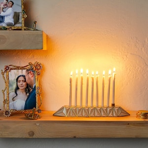 Abstract Jewish art Hanukkah Menorah Modern Jewish Decoration Unique Chanukiah for Hanukkah lights 9 branch juif Hanoucca Home Decor