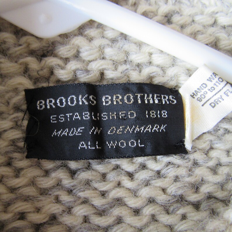 Vintage Crewel Wool Cardigan Sweater Gray Red Cream Metal Closure Brooks Brother
