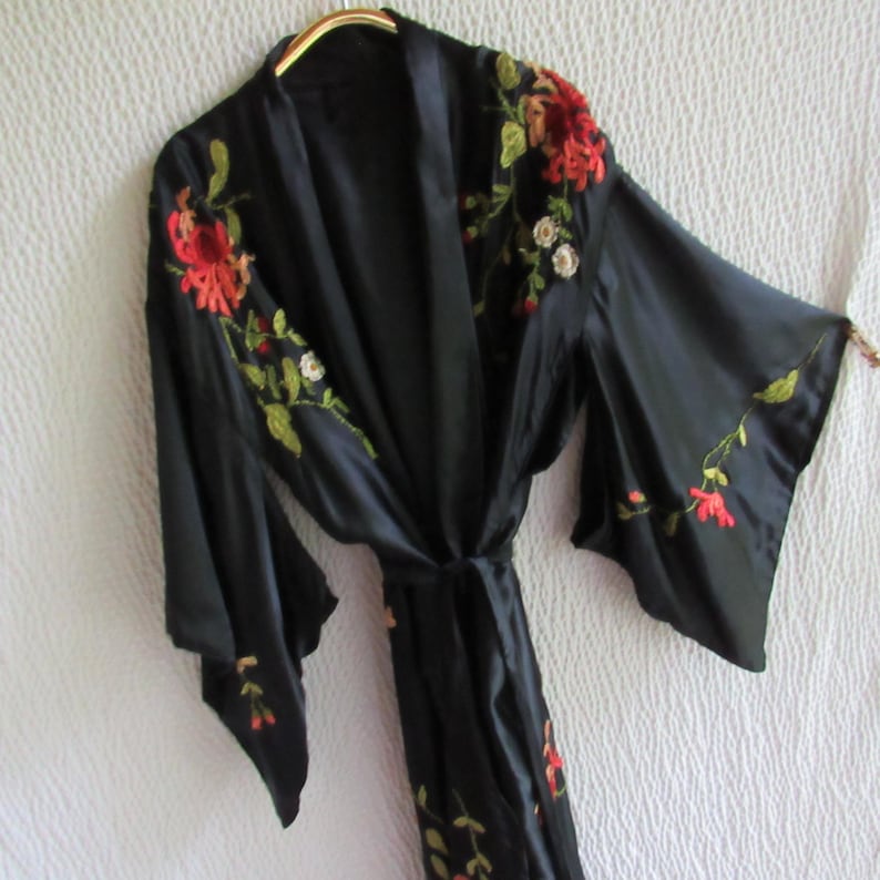 Heavy Robe Material Vintage Heavily Embroidered Satin Kimono Black Green Pink Fully Lined ...