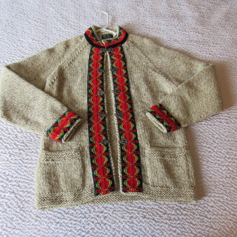 Vintage Crewel Wool Cardigan Sweater Gray Red Cream Metal Closure Brooks Brother