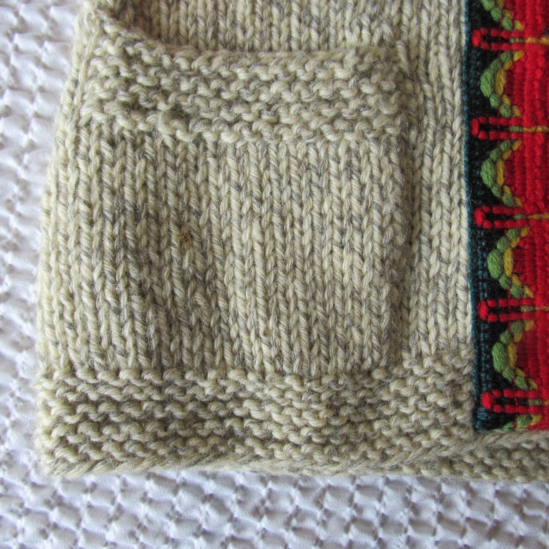 Vintage Crewel Wool Cardigan Sweater Gray Red Cream Metal Closure Brooks Brother