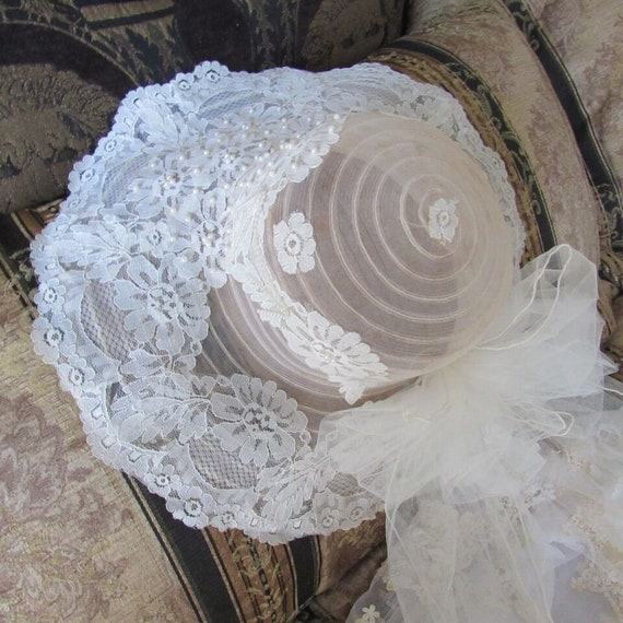 70's Wedding Dress 4 Hat CottageCore Lace Train X… - image 5