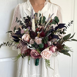 Boho Gem Farben Hochzeit Bouquet Burgund Eukalyptus Hochzeit Pampas Gras Bouquet tief lila Pflaumen Blumen Mauve Faux Blumen Hochzeit