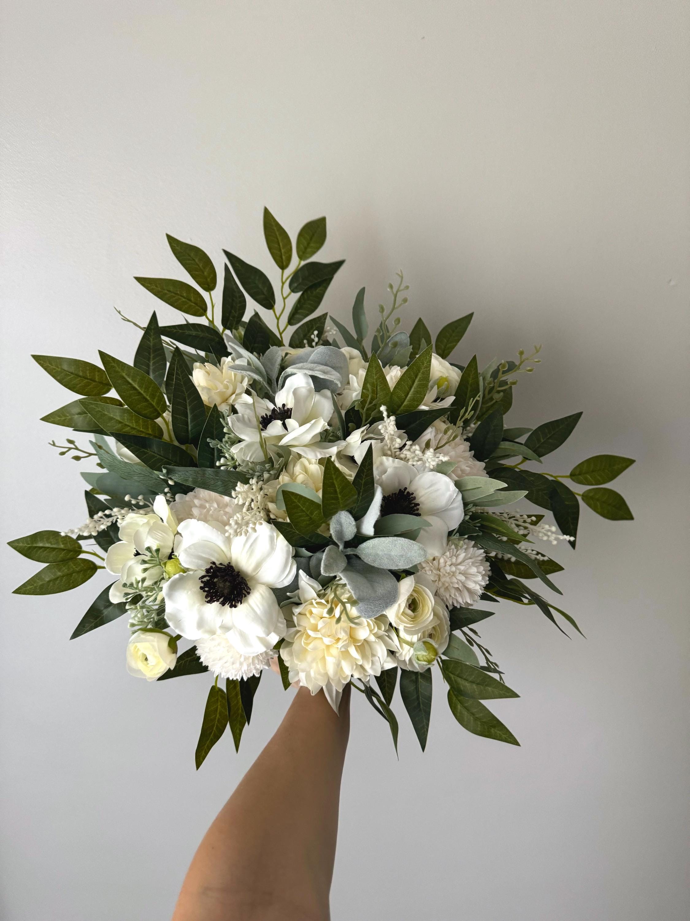 アネモネ ホワイトユーカリと緑のブーケ 花嫁 アイボリーホワイト