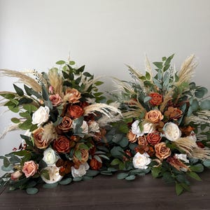 Set von 2 Doppelseitigen Terrakotta Blumen Eukalyptus Hochzeit Rustikal Orange Zimt Hochzeitsblumen Bodendekoration