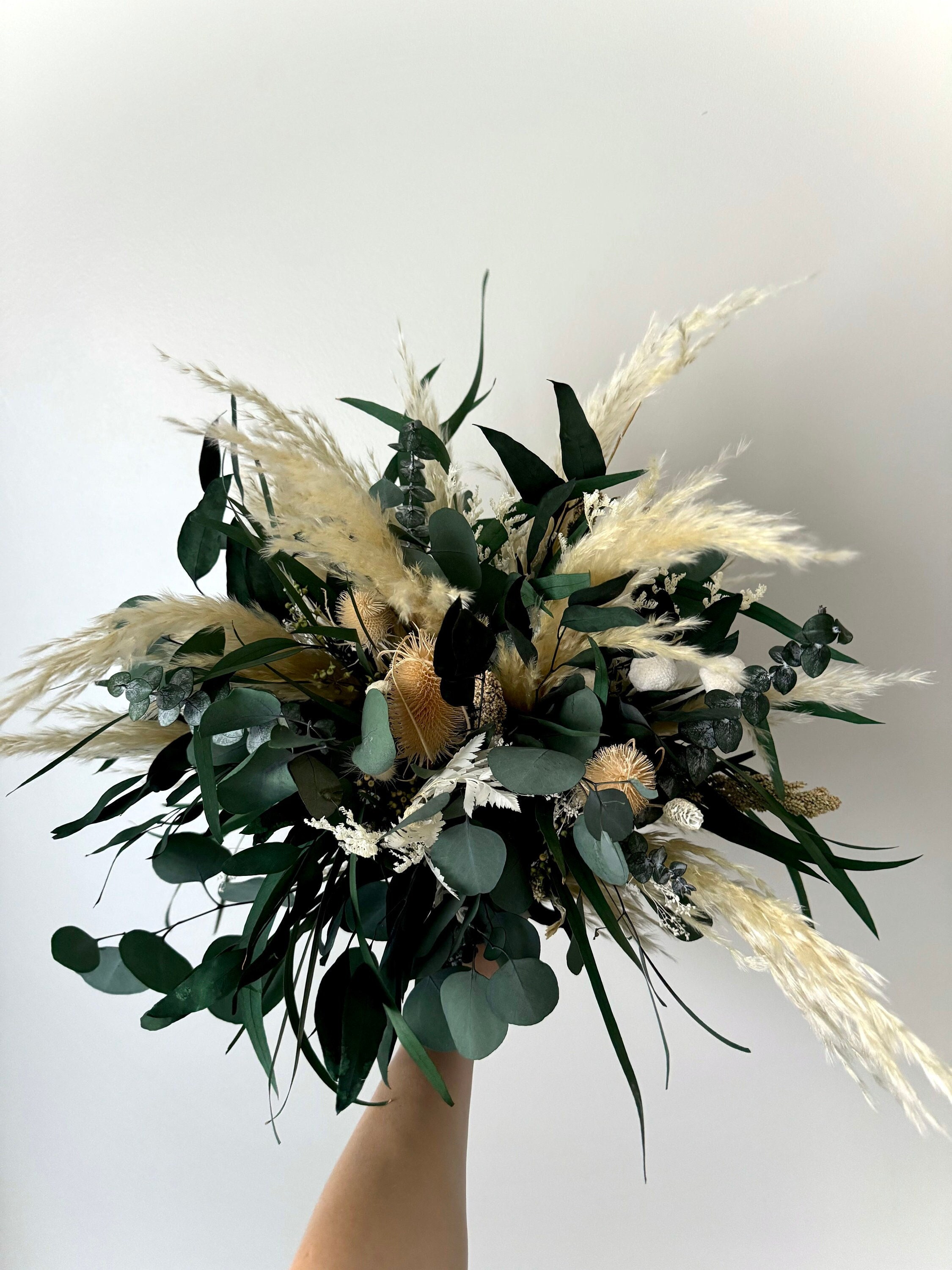 Natural Forest Green Natural Preserved Flowers Emerald Green Boho Pampas Bunny Tails Wedding Bridal Bouquet Wedding Bouquet Dried Flowers