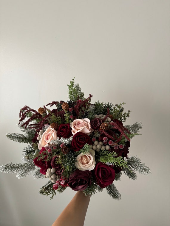 Burgund Elfenbein Rot Blumenstrauß Weihnachten Winter Strauß Weihnachtsdekor Bruin Winterstrauß Rot Weihnachten Handgemachte Kiefernbaum Frohe Weihnachten