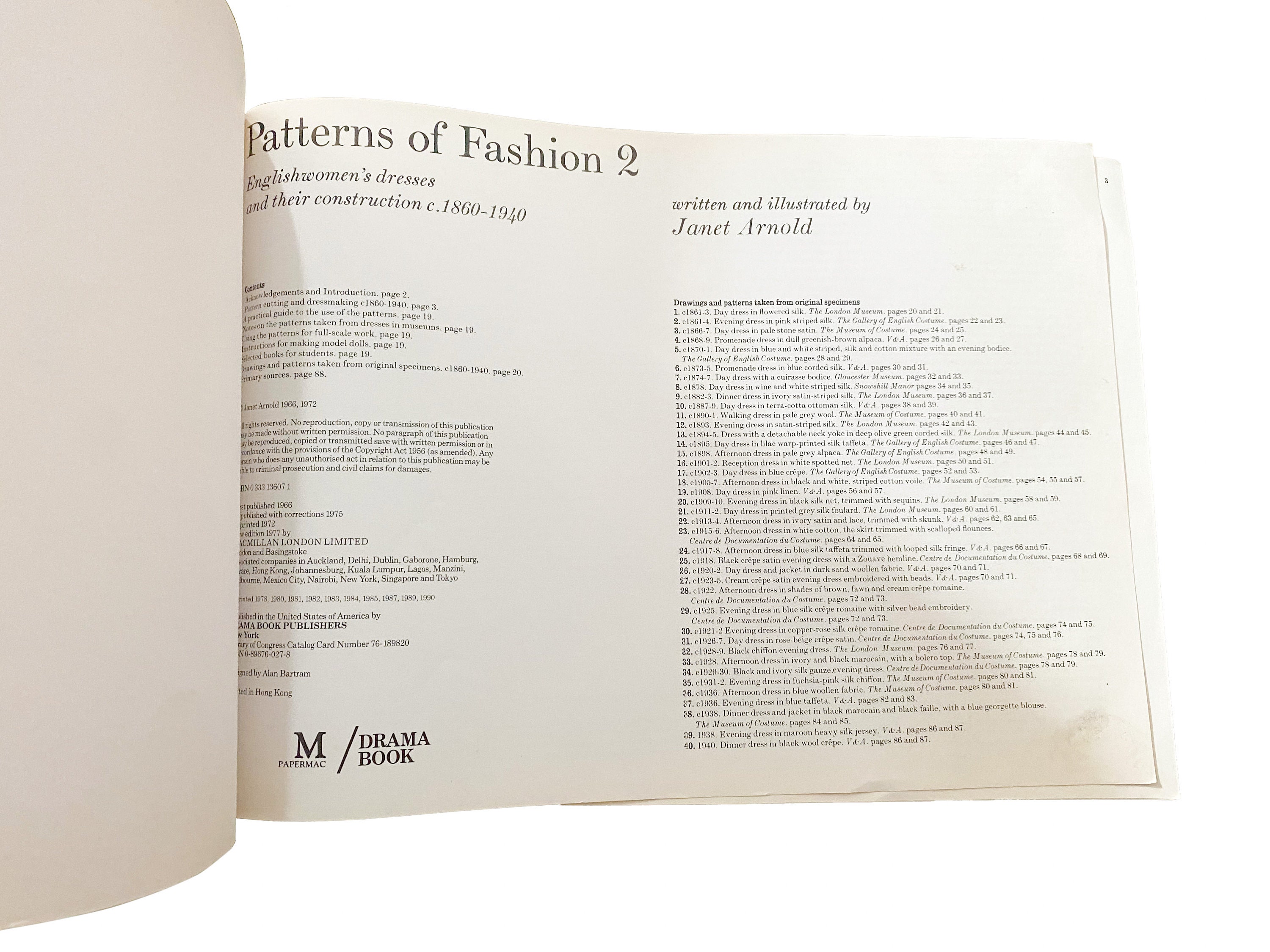 Janet Arnold's Patterns of Fashion 2: Englishwomen's Dresses and