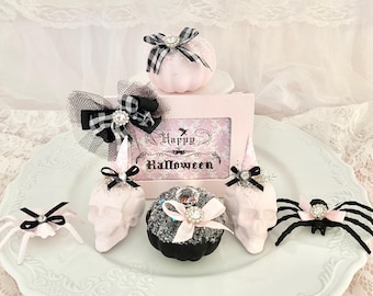 Halloween Tier Tray Decor, Pink Spider, Shabby Chic Halloween Decor, Pink Skulls, Black Pumpkin, Set Of Seven, Cottagecore, Pinkoween