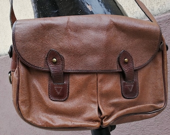 Geräumig braun Messenger mit Doppel-Tasche aus strukturiertem Leder - Made In Italy