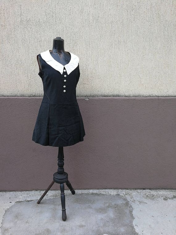 Grey dress sale with white collar
