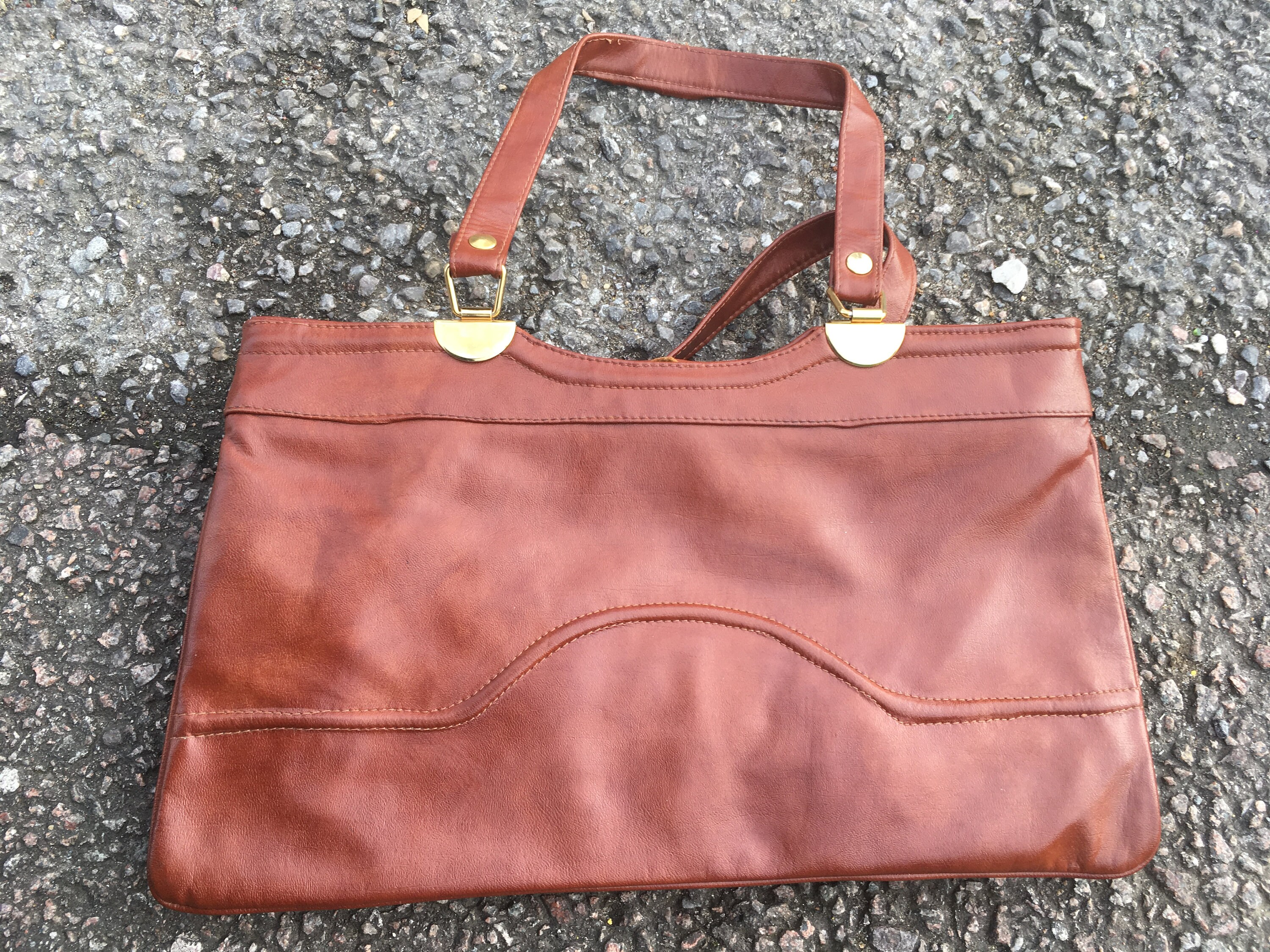 Tan Leather Shoulder Bag With Gold Hardware Details Etsy