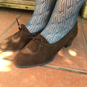 1940s Woman Shoes by Gioiello Original Vintage Made in Italy  SUEDE