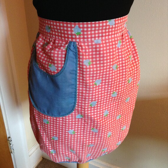 Apron - Strawberries - image 3