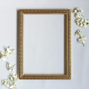 Vintage Style Golden Bronze Wood Frame: A4 Diploma Display (21x30 CM)