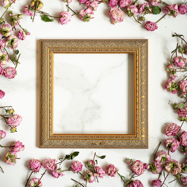 8x8 IN Vintage style golden frame - Handcrafted wood frame for 8x8 inch artworks & photos