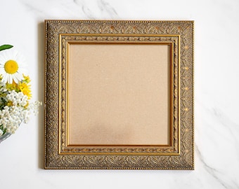 Marco de madera con hojas doradas adornadas a mano de 6 x 6 pulgadas: Galería de arte de pared de 15 x 15 cm