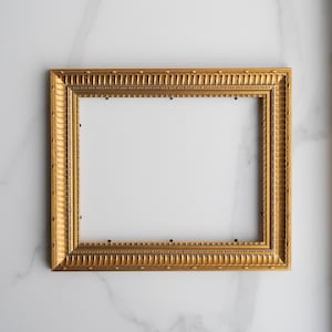 8x10 inch Vintage style gold wood frame - Handcrafted gallery wall decor