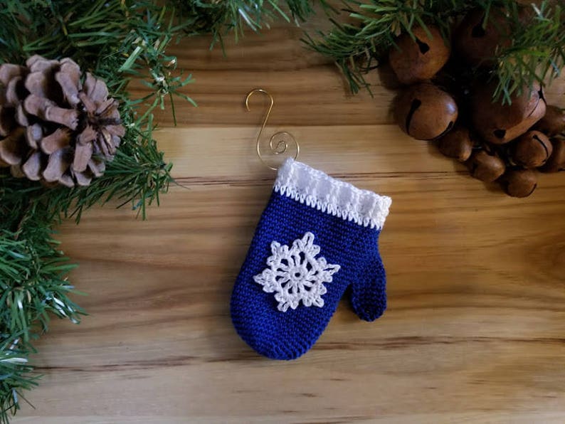 Crochet Mitten Ornament/Gift Card Holder PATTERN ONLY Christmas decoration tree ornament snowflake thread small navy blue and white image 3