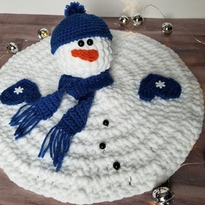 Crochet Melting Snowman PATTERN ONLY winter holiday decoration child's lovey baby lovey security blanket table top decor image 1