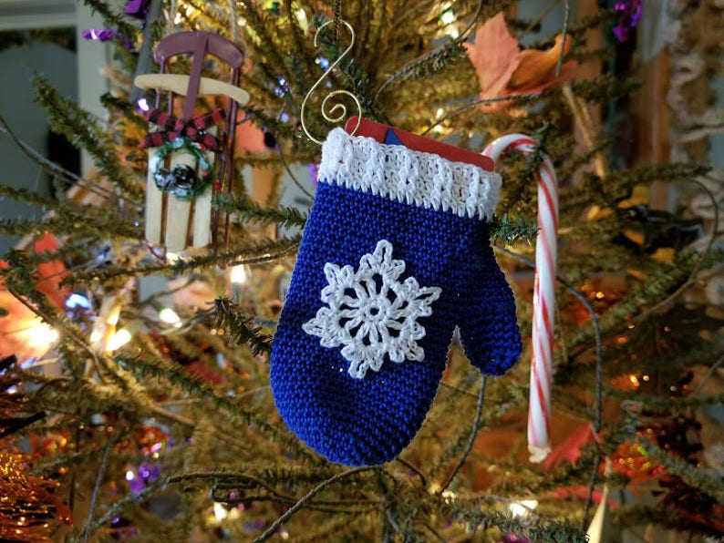 Crochet Mitten Ornament/Gift Card Holder PATTERN ONLY Christmas decoration tree ornament snowflake thread small navy blue and white image 2