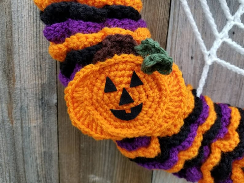 Crochet Halloween Wreath PATTERN ONLY holiday decoration witch hat pumpkin spider web applique autumn all hallows' eve image 2