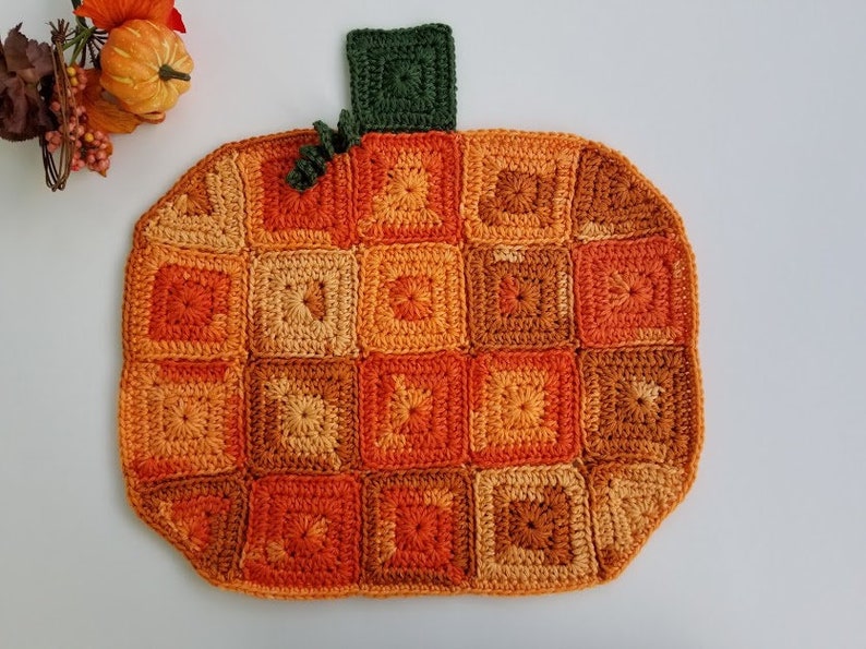 Crochet Pumpkin Placemat PATTERN ONLY seasonal holiday decor table setting place setting Halloween Fall Autumn Thanksgiving Jack-o'lantern image 2