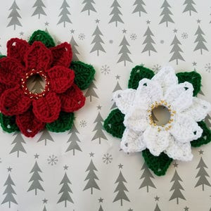 かぎ針編みのアップサイクルポインセチアのパターンのみクリスマスホリデーデコレーション教会の寄付フラワーギフトキャンドルホルダーの装飾