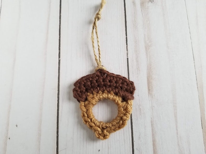 Crochet Upcycled Acorns PATTERN ONLY Fall Decor Autumn Decorations Ornaments small photo frame napkin ring garland country rustic image 6
