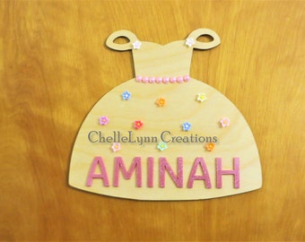 Dress Personalized Name Plaque, Name sign, Name Plaque, Nursery Decor, Wooden Name Plaque, Custom Name Plaque, Kids Room Decor