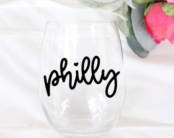 Philadelphia Wine glass | Philly Gift | Philly Glass | Philly Wine glass | Philadelphia Wedding Favor | Moved to Philly Gift | Philadelphia