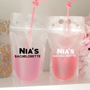 Bachelorette Drink Pouch / Favores personalizados de despedida de soltera / Booze Bags / Drink Pouch / Bach Party Favors / Bach Bash / Name&#39;s Bachelorette