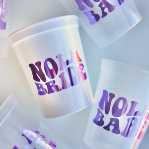 Nola Bride / Nola Babe/ Copas de despedida de soltera de Nueva Orleans / NOLA Bachelorette / Bach Party Favors Gifts / Copas de Nueva Orleans / Copas personalizadas