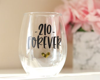 Roommate Gift | College Dorm Roommate Gift | College Dorm Roomie Gift | College Dorm Wine glass |  Roommate gift | Roomie Gift Roomie Glass