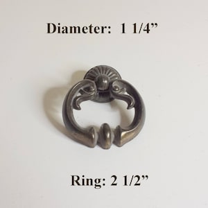 Vintage Ornate Dresser Drawer Pull (ONE)