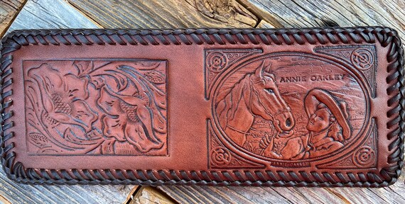 Vintage Annie Oakley Leather Wallet ~ Annie Oakley Embossed Bi