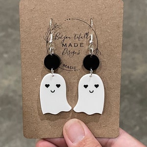 Cute Halloween Ghost Dangle Earrings, Ghost Earrings, Fall Dangle Earrings Halloween gift for basket, gifts for her, Halloween Earrings