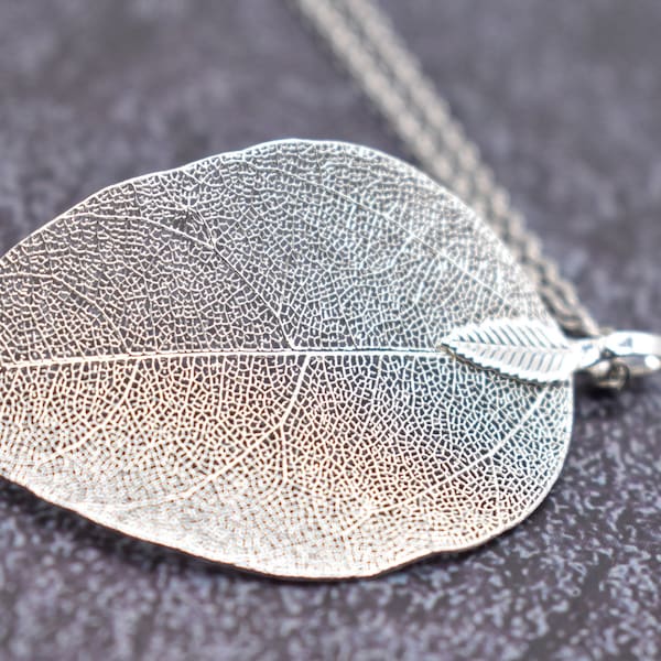 Silver Dipped Real Leaf Necklace, Autumn Leaf Necklace, Nature Jewelry, Leaf necklace, Boho Jewelry, Fall Jewelry, Real Leaf, Minimalist
