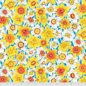 Yellow floral fabric by half yard, flower cotton, daffodil quilting cotton, daffodil quilting fabric, flower sewing fabric, garden fabric