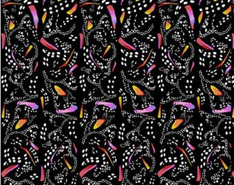 Könnte beinhalten: Schwarzer Stoff mit einem sich wiederholenden Muster aus weißen Punkten und bunten Schmetterlingsflügeln. Die Schmetterlingsflügel sind schwarz umrandet und haben ein Farbschema aus Rosa, Gelb und Orange.