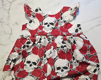 Baby Goth bubble,newborn baby gift, skulls romper baby, newborn whimsy goth,gift for goth baby,Sugar skulls baby,whimsy goth bubble