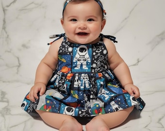 Moon outfit for baby, moon baby gift, space theme outfit, baby moon outfit, gift for baby girl space theme