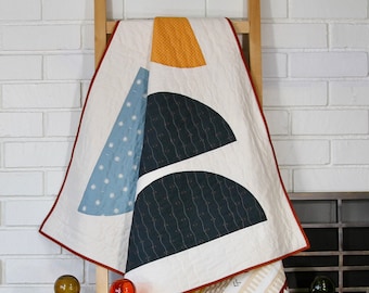 Handmade Modern Throw Quilt: Pasadena Curves Design, Organic Cotton