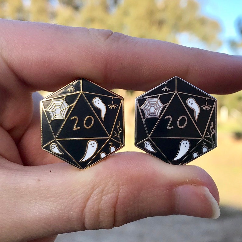 Dungeons and Dragons D20 Enamel Pin | Etsy