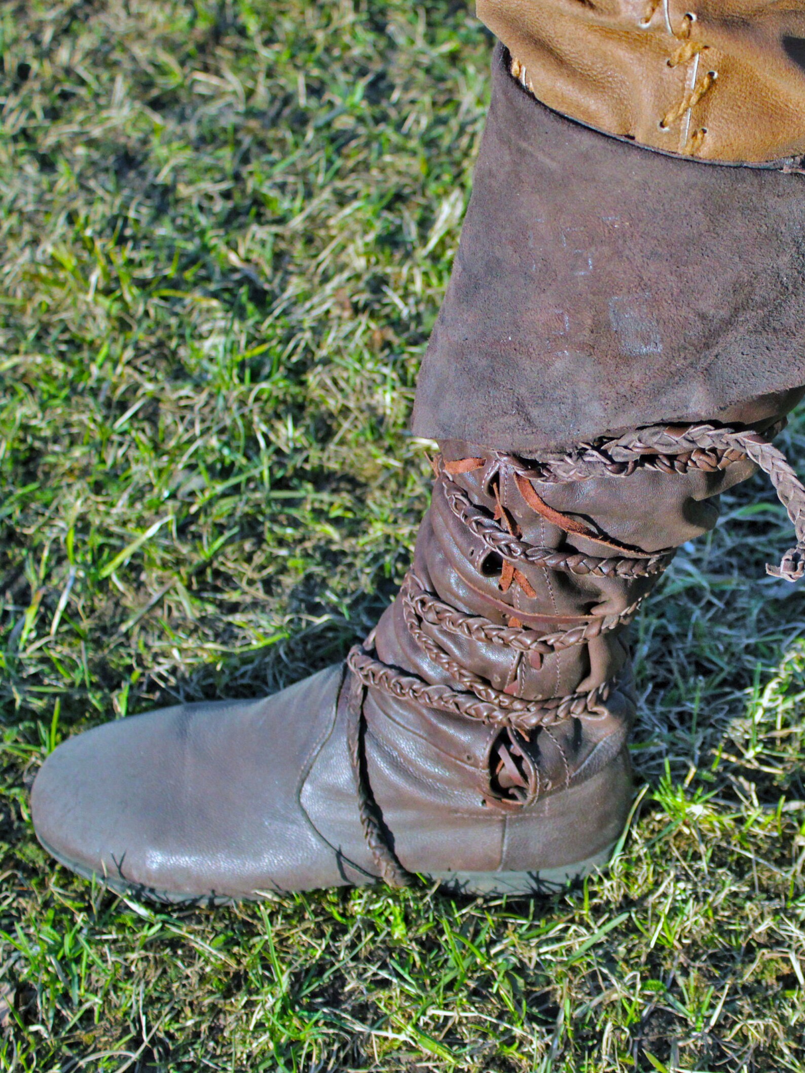 Medieval leather kneehigh boots with ties ren faire handmade Etsy