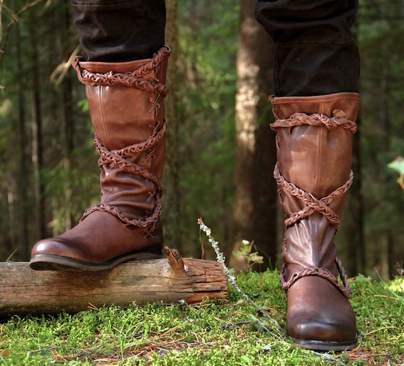 bottes medievales cuir