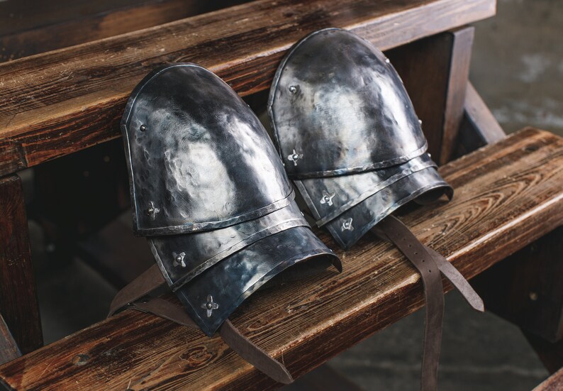 Steel shoulder armor; medieval larp pauldrons; warrior renaissance men shoulder guard; fantasy ren faire unisex cosplay