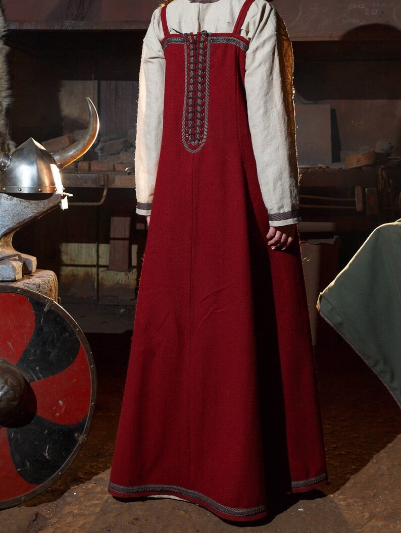 Viking red dress Freya medieval shieldmaiden linen dress | Etsy