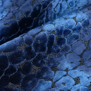 Heavyweight Blue Leopard Skin Raised Cut Velvet Upholstery Fabric For Chair|Luxury Vintage Animal Abstract Geometric Velvet Fabric For Couch